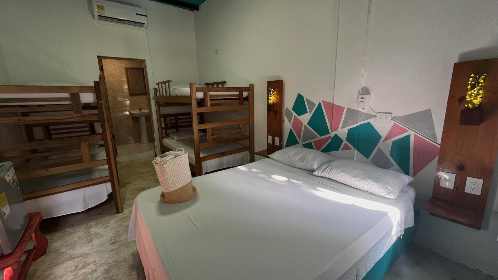 Tayrona Juancho'S House Hostel & Coworking Los Naranjos Eksteriør billede