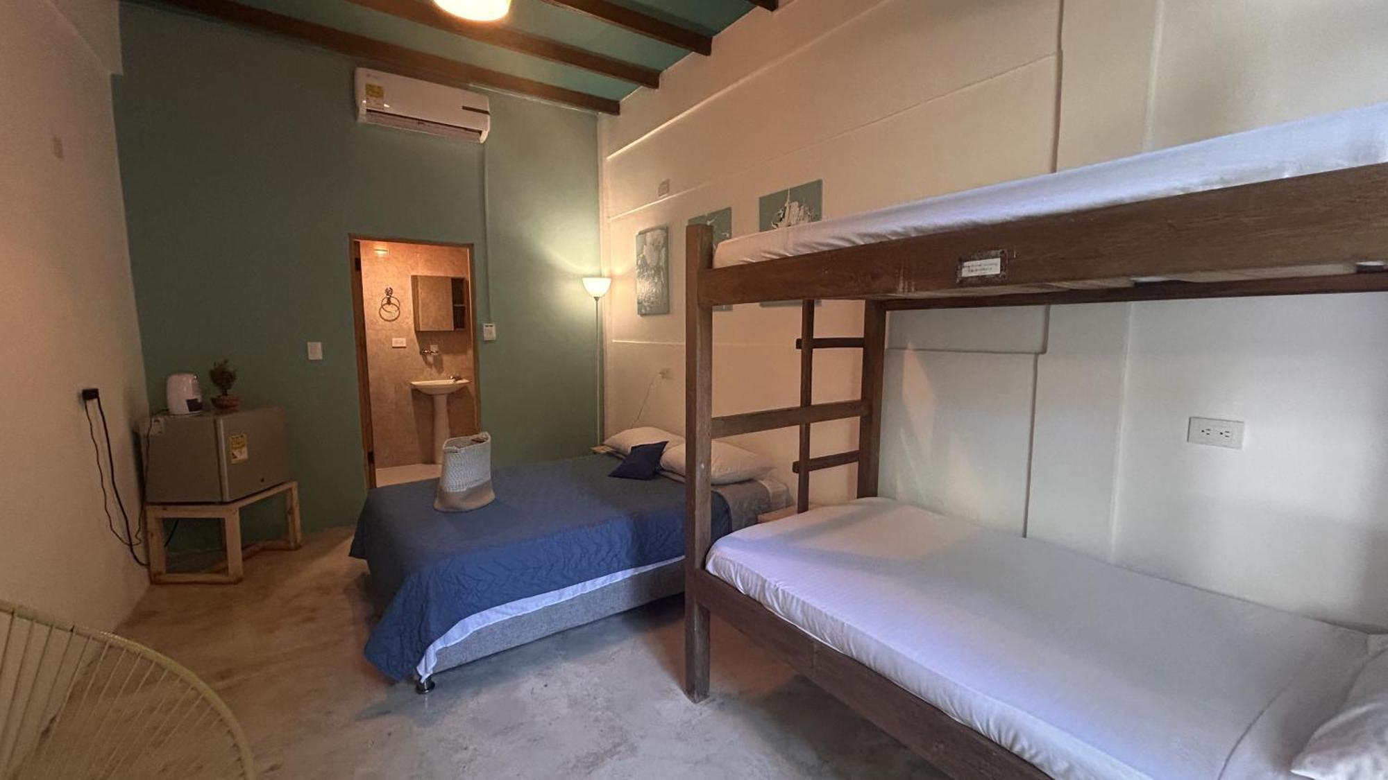 Tayrona Juancho'S House Hostel & Coworking Los Naranjos Eksteriør billede